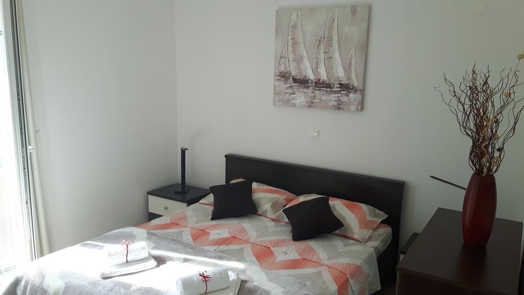 Toni Apartment